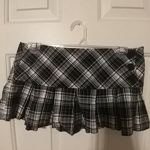 Plaid mini skirt